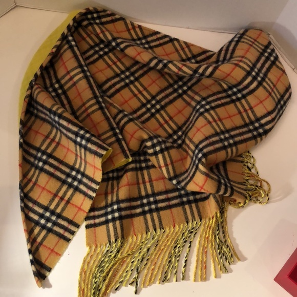 Authentic Burberry Check Scarf - Picture 7 of 9